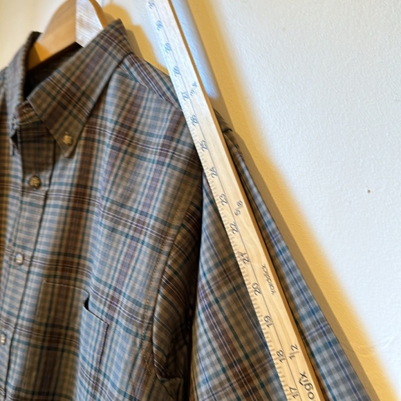 Pendleton USA 100% virgin wool, Size Large button up EUC flannel plaid light - Picture 6 of 8